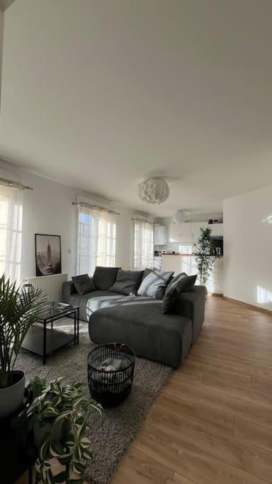 Le Nid Champenois Apartment Reims Exterior photo
